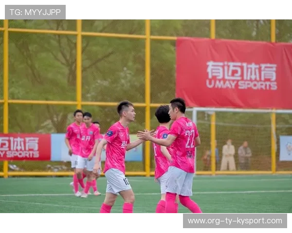 体育节目精彩纷呈，解读足球赛场风云，足球比赛现场解说