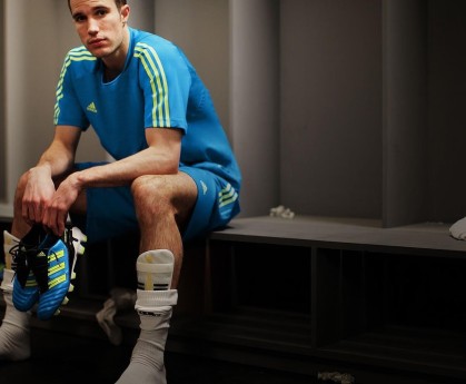 开云·体育全站登录地址-《ApexLegends》“极夜风暴”地图改版上线，全新挑战等你来战！