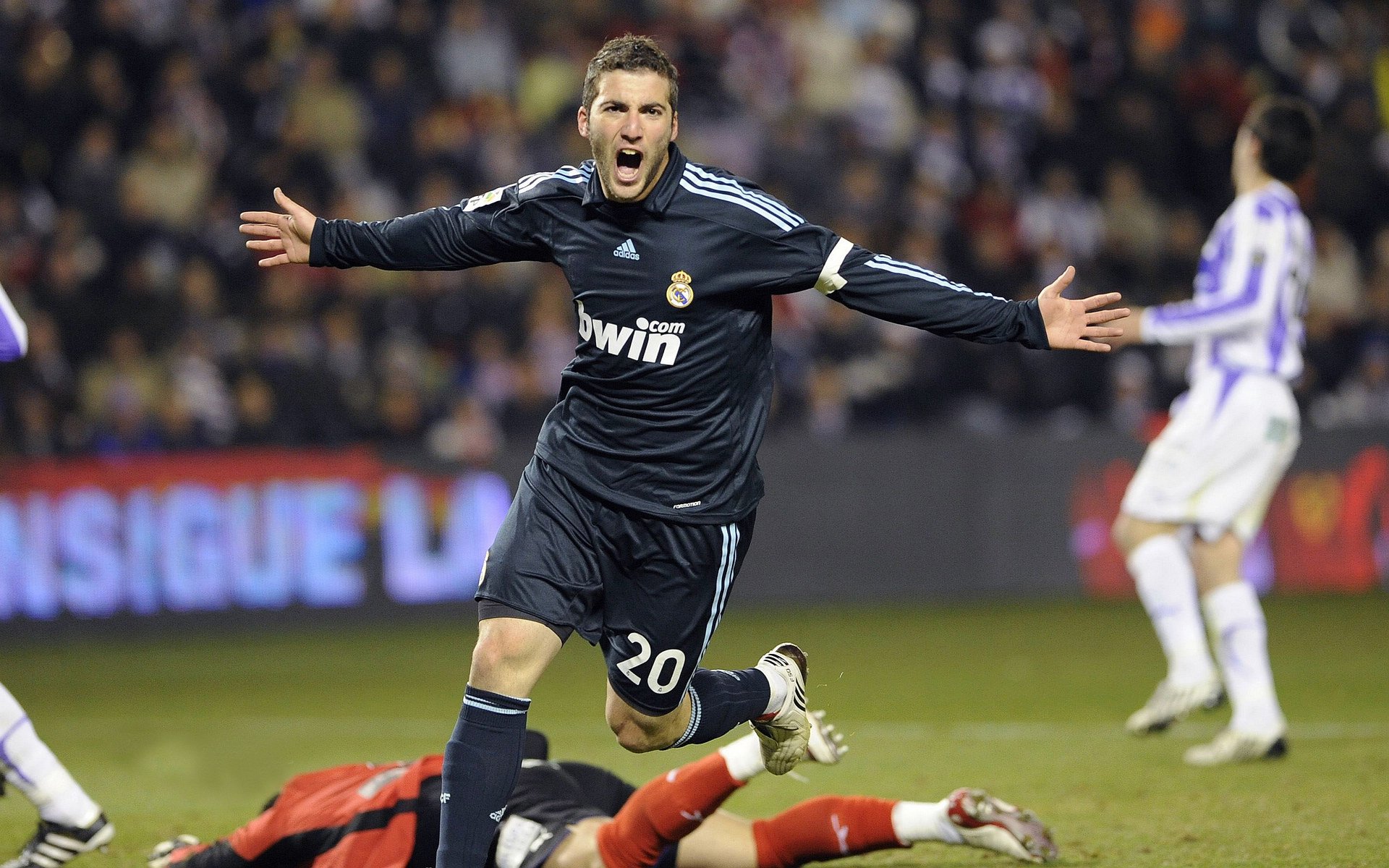 赛事官方数据实时同步，赛事分析app